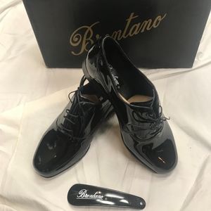 Brentano Lace Tux Shoes Size 6.5 Medium
